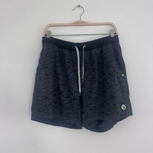 Vuori Kore Men's Shorts 5" Inseam Lined Size M